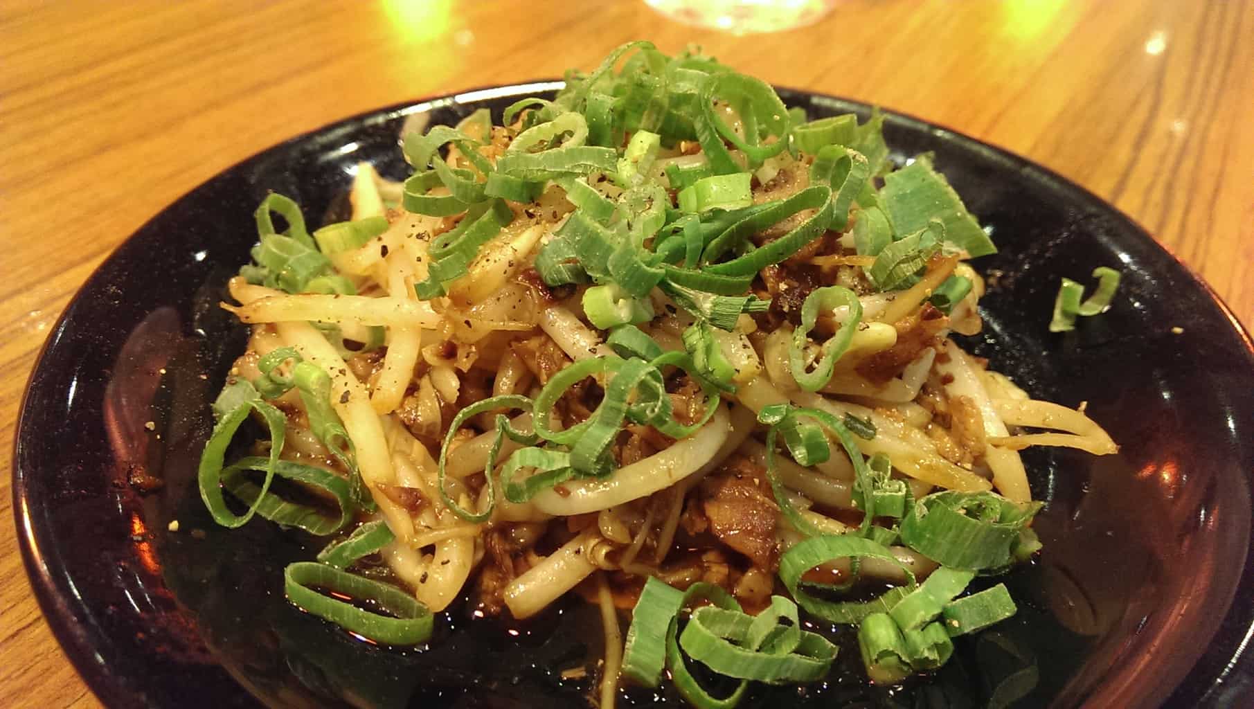Bean sprouts with minced pork