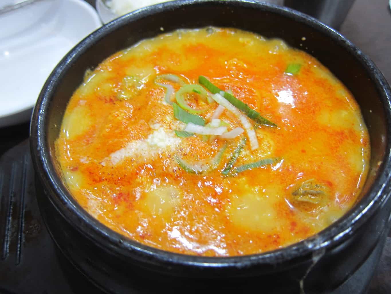 haemul soondubu (seafood tofu)